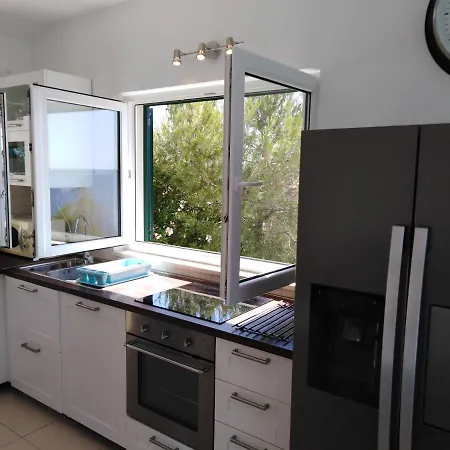 Apartment Karmelo Vis