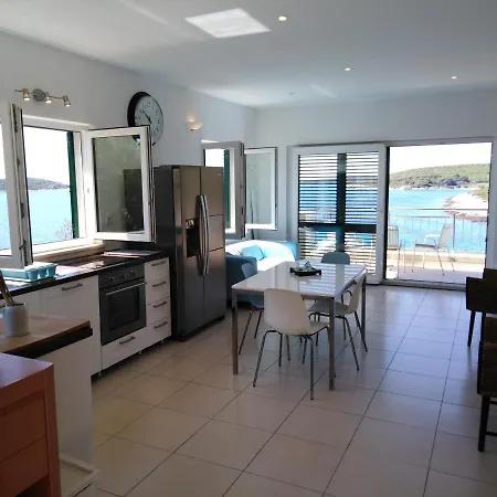 Karmelo Apartment Vis